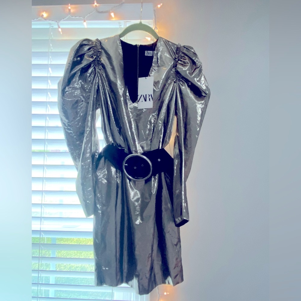 ✨NWT✨Zara Silver Metallic Dress with Puff Sleeves